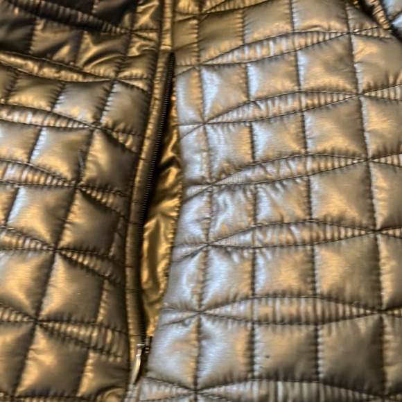 New Kate Spade Jacket/Coat with a Hood. Black. Small. - Picture 7 of 8